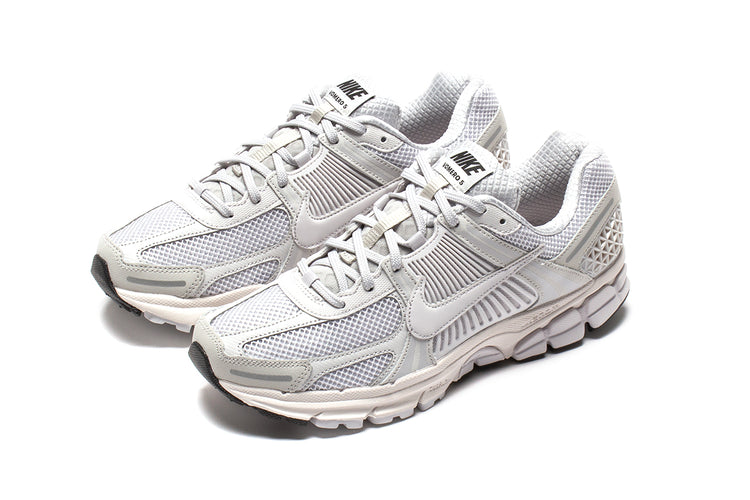 Nike | Zoom Vomero 5 Style # BV1358-001 Color : Vast Grey