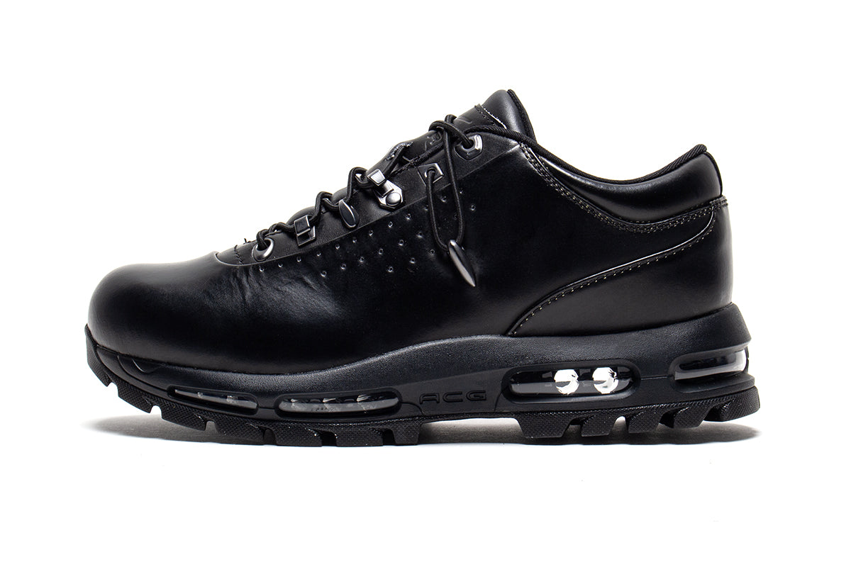 Nike - Air Max Goadome Low SP
Style # IR2173-001
Color : Black / Metallic Silver / Pale Citron
