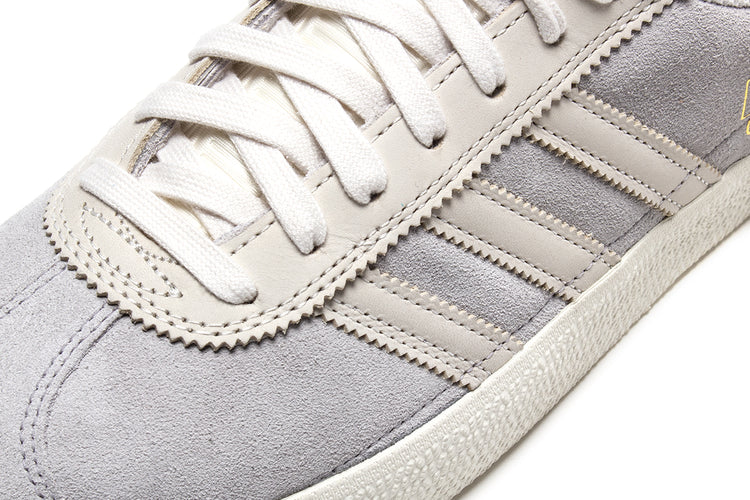 adidas Gazelle ADV - Unisex - Grey Two / Chalk White / Gold - 11.5 adidas Gazelle ADV - Unisex - Grey Two / Chalk White / Gold - 11.5