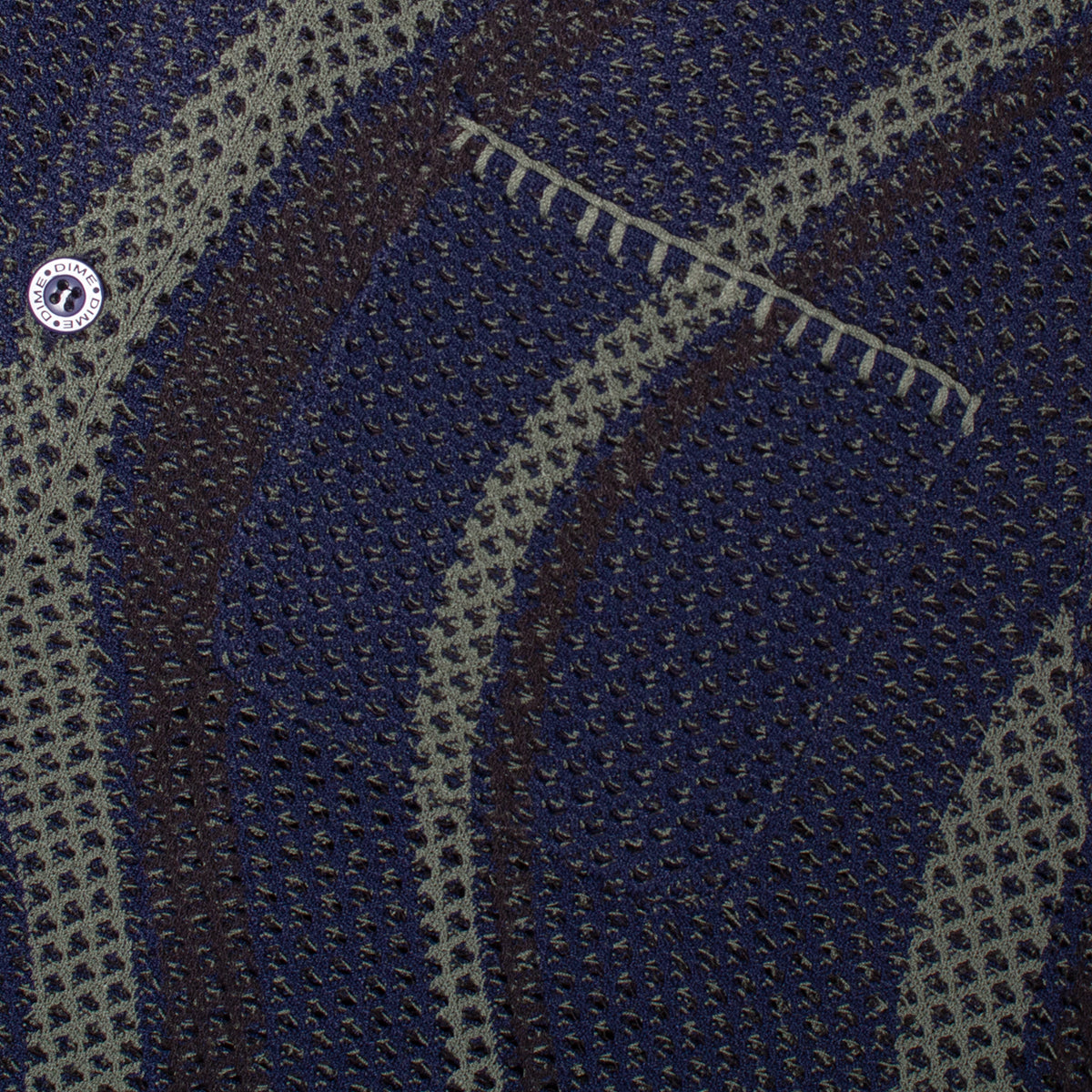 Dime - Soleil Knit Button Up
Color : Navy