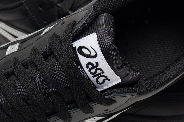 Asics Skateboarding - Japan Pro
Style # 1203B205.001
Color : Black / Pure Silver