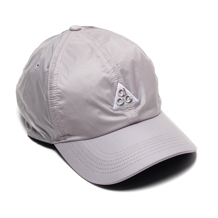 Nike - ACG Club Hat
Style # FB6533-009
Color : College Grey&nbsp;