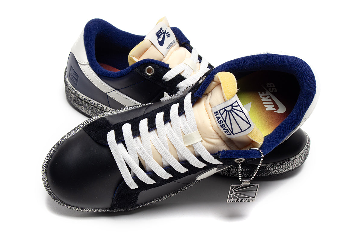 Nike SB - Zoom Tennis Classic x Rassvet
Style # IO9846-400
Color : Blue Void / Blue Void / Sail