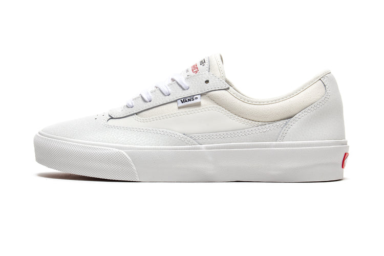 Vans - Skate Curren Caples
Style # VN000D85JVY1
Color : Blanc De Blanc