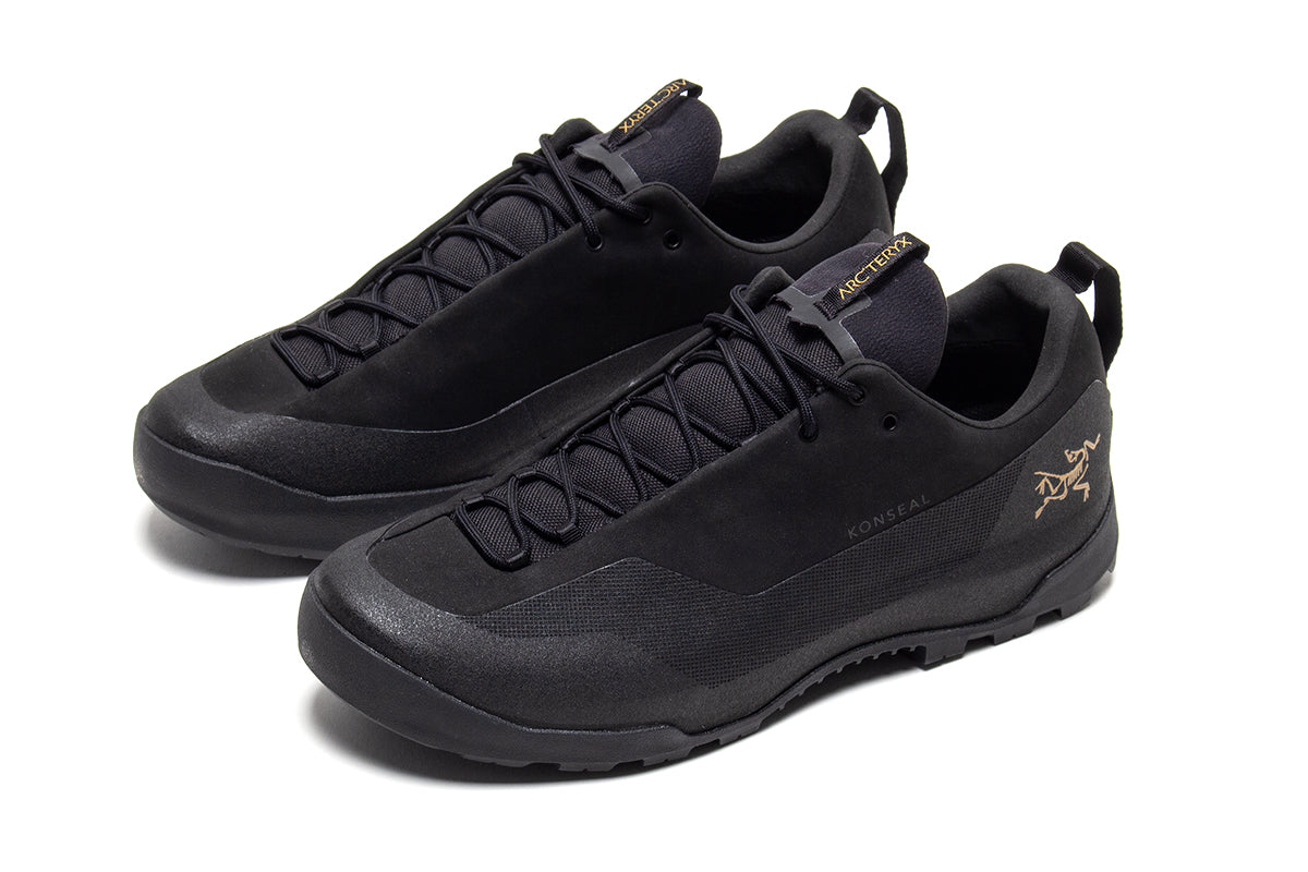 Arc'teryx - Konseal GTX
Color : Black / Black