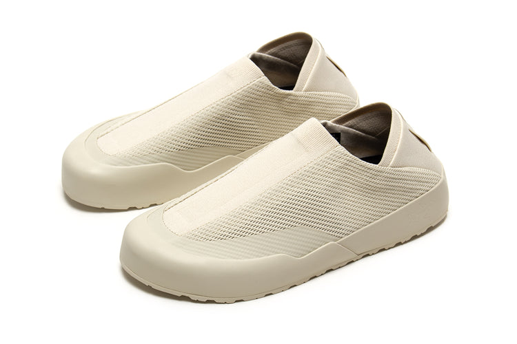 Arc'teryx - Kragg
Color : Sea Salt / Sea Salt