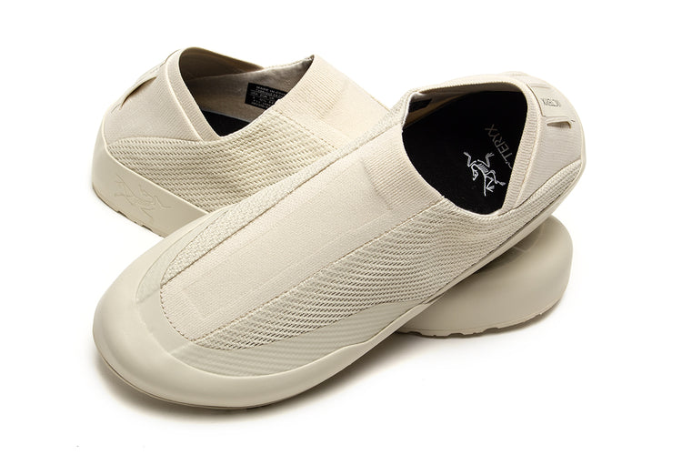 Arc'teryx - Kragg
Color : Sea Salt / Sea Salt