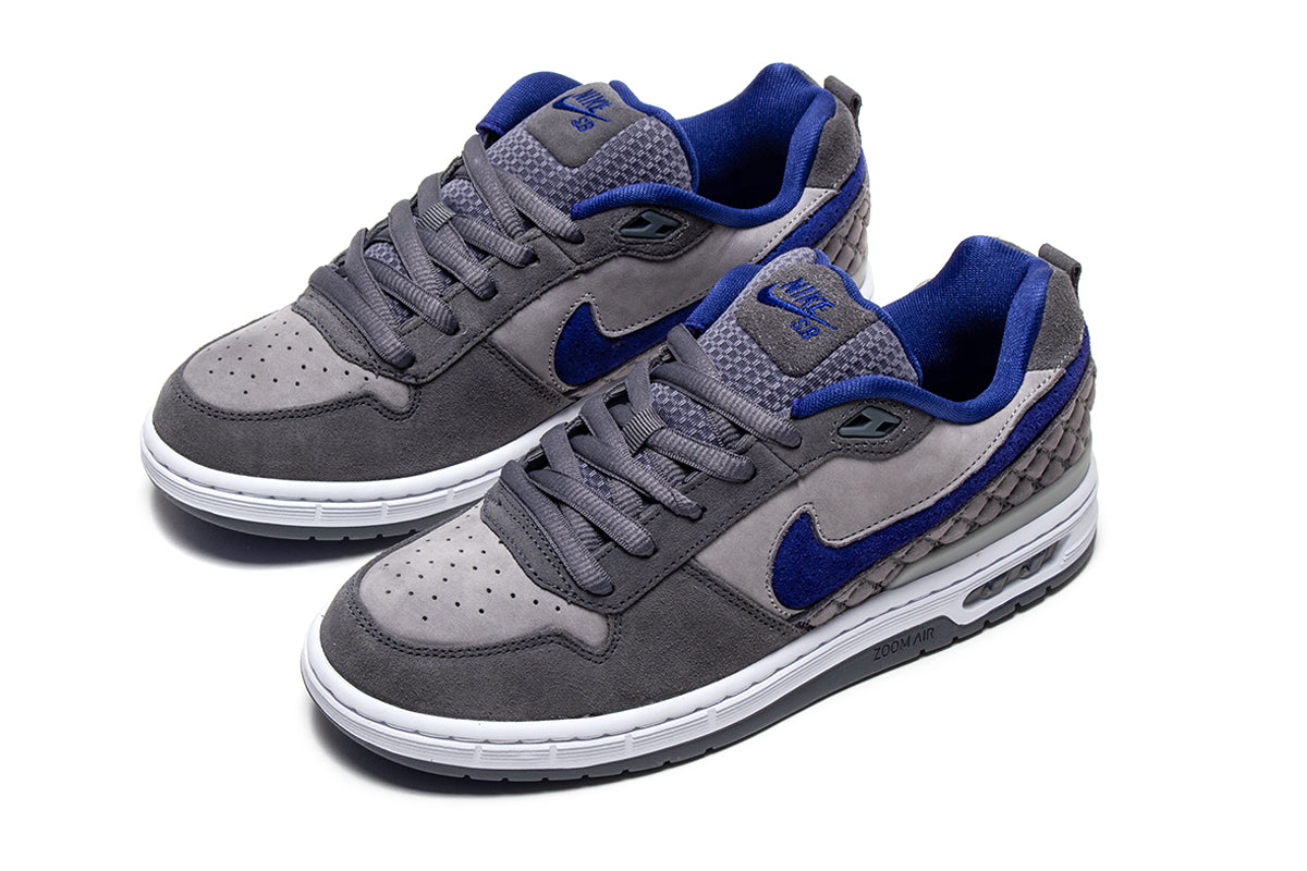 Nike SB - Paul Rodriguez Zoom Air Low
Style # IU7835-001
Color : Flint Grey / Deep Royal Blue / Flint Grey