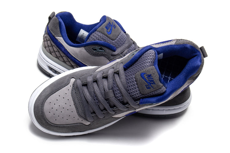 Nike SB - Paul Rodriguez Zoom Air Low
Style # IU7835-001
Color : Flint Grey / Deep Royal Blue / Flint Grey