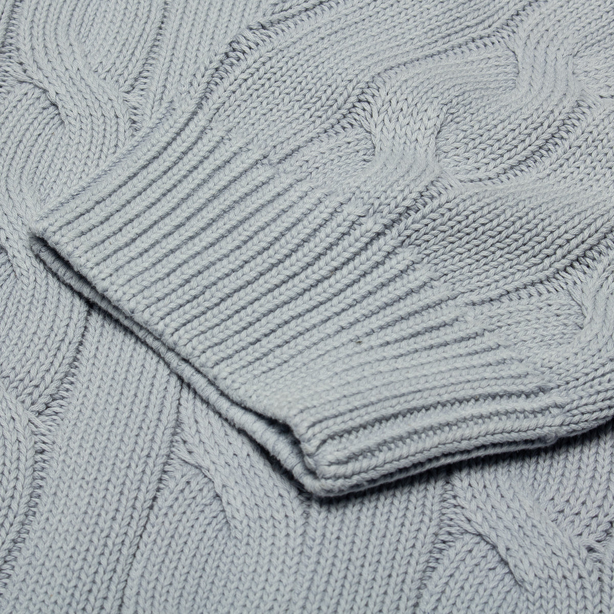 Carhartt WIP - Carter Cardigan
Style # I035178-0N1
Color : Blue Fog