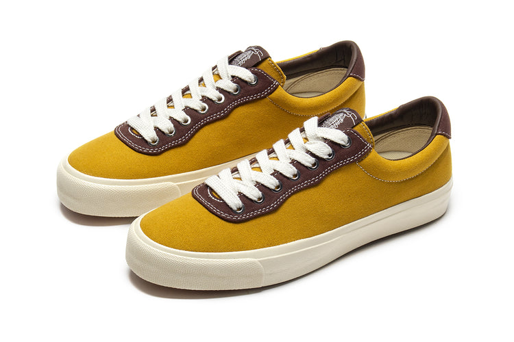 Last Resort AB | VM001 Canvas Lo x Julian Smith Color : Yellow / Brown