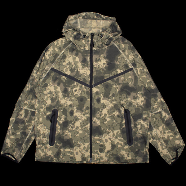 7-10-25-NikeJacketCamo-