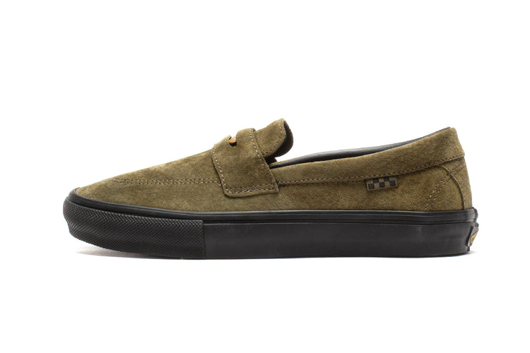 Vans | Skate Style 53 x Beatrice Domond Style # VN0A5HELDOL1 Color : Dark Olive / Black