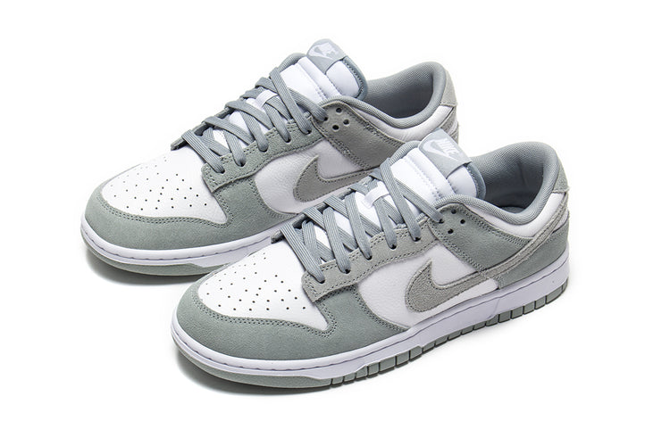 Nike | Dunk Low Retro Style # FQ8249-101 Color : White / Light Pumice