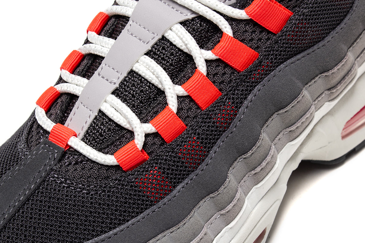 Nike - Air Max 95 Big Bubble
Style # IV6425-060
Color : Anthracite / Solar Red / LT Graphite
