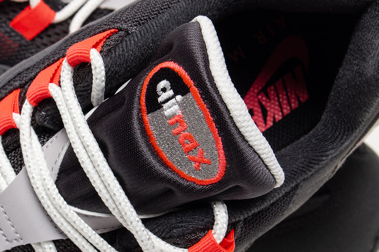 Nike - Air Max 95 Big Bubble
Style # IV6425-060
Color : Anthracite / Solar Red / LT Graphite