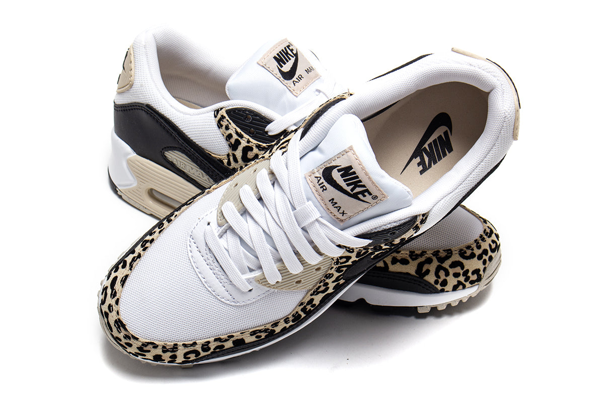 Nike - Women's Air Max 90
Style # IF1619-100
Color : White / Black / Sand Drift / Hemp