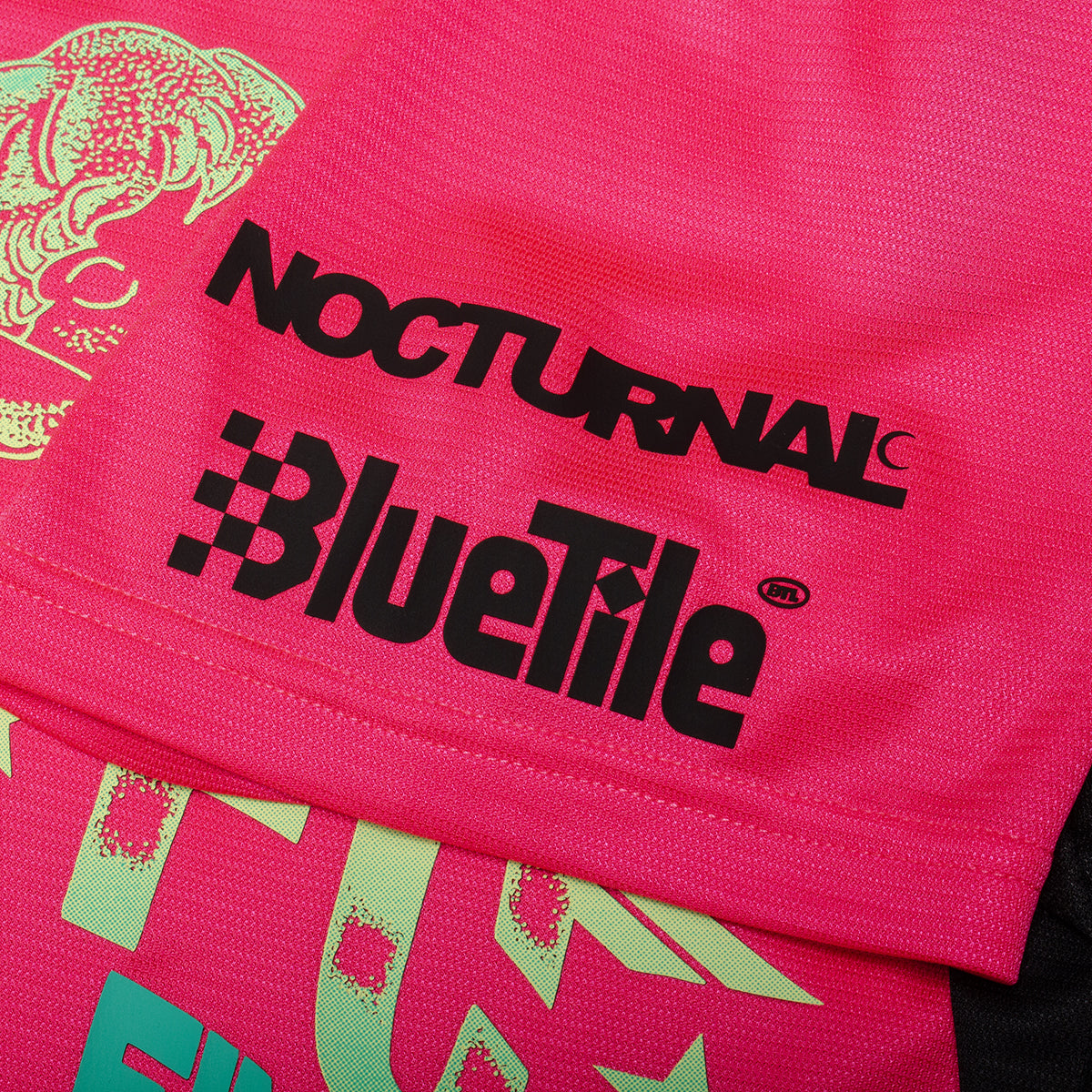 Nike SB - FC Pack Jersey
Style # IR6760-645
Color : Hyper Pink / Black
