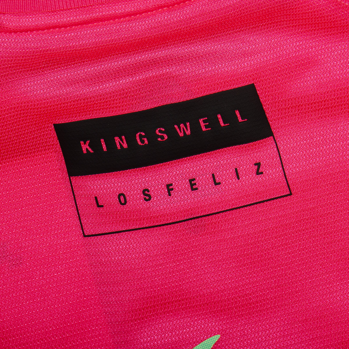 Nike SB - FC Pack Jersey
Style # IR6760-645
Color : Hyper Pink / Black