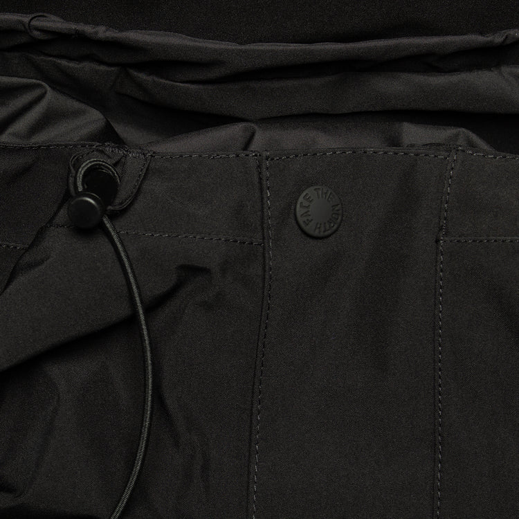 The North Face - Gore-Tex Mountain Jacket
Style # NF0A831MKX81
Color : TNF Black / TNF Black