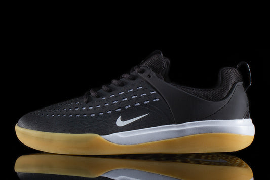 Nike SB | Zoom Nyjah 3 Style # DV7896-001 Color : Black / White / Gum