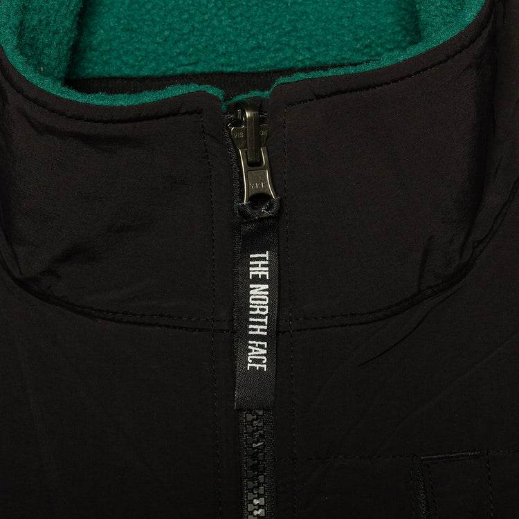 The North Face | Women's Retro Denali Jacket Style # NF0A88YRS9W1 Color : Evergreen / TNF Black