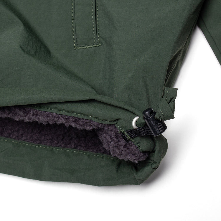 The North Face - Red Box Nylon Fleece Lined Jacket
Style # NF0A8HDKNLW1
Color : Bottle Green