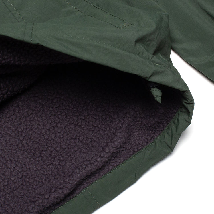 The North Face - Red Box Nylon Fleece Lined Jacket
Style # NF0A8HDKNLW1
Color : Bottle Green