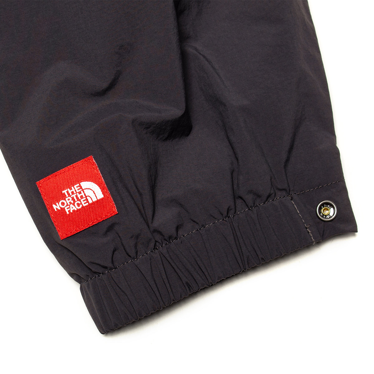 The North Face - Red Box Nylon Fleece Lined Jacket
Style # NF0A8HDK0SA1
Color : Obsidian