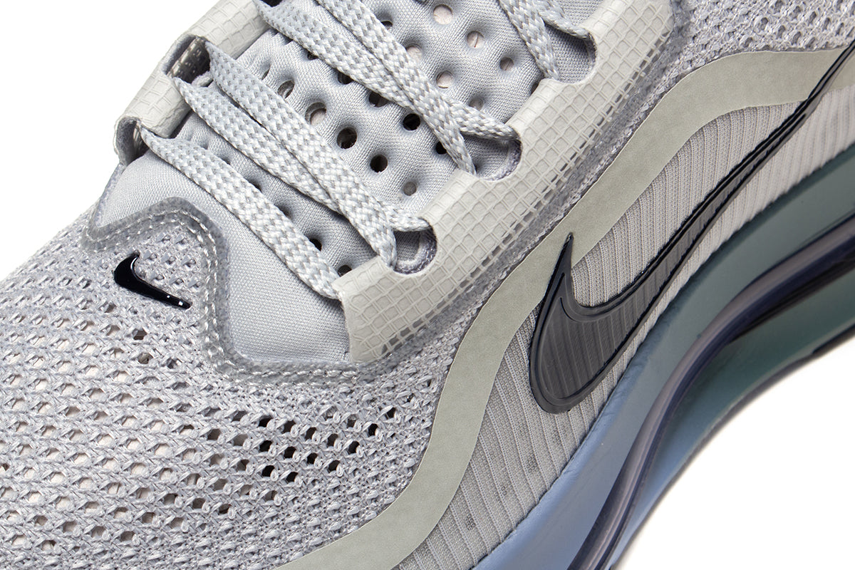 Nike - Pegasus Premium
Style # HQ2592-017
Color : Grey Mist / Dark Obsidian / Mineral Slate