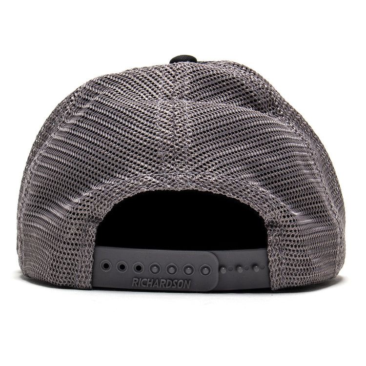 Limosine - 57 Trucker Hat
Color : Black / Dark Grey