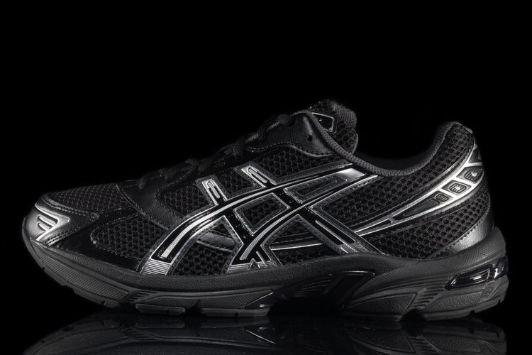 Asics | Gel-1130 Style # 1201A906.001 Color : Black / Pure Silver