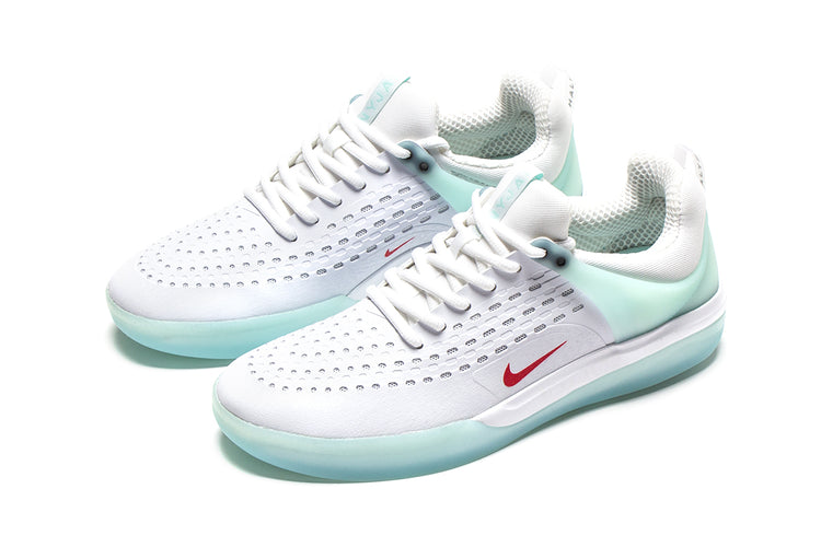 Nike SB | Zoom Nyjah 3 Style # DV7896-400 Color : Skylight / University Red