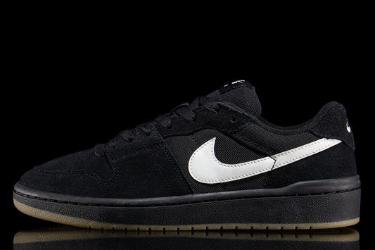 Nike SB - Code 58
Style # IB0108-001
Color : Black / Summit White / Black / Gum Light Brown