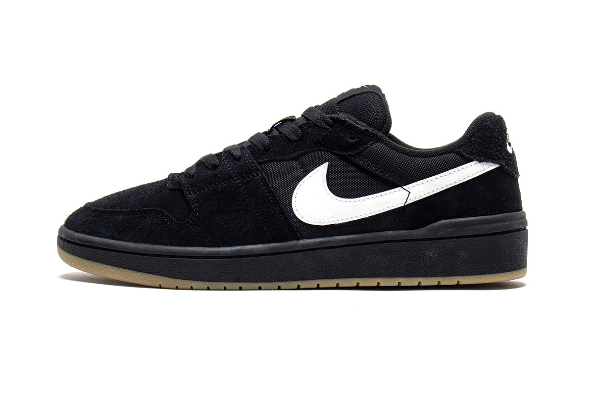Nike SB - Code 58
Style # IB0108-001
Color : Black / Summit White / Black / Gum Light Brown