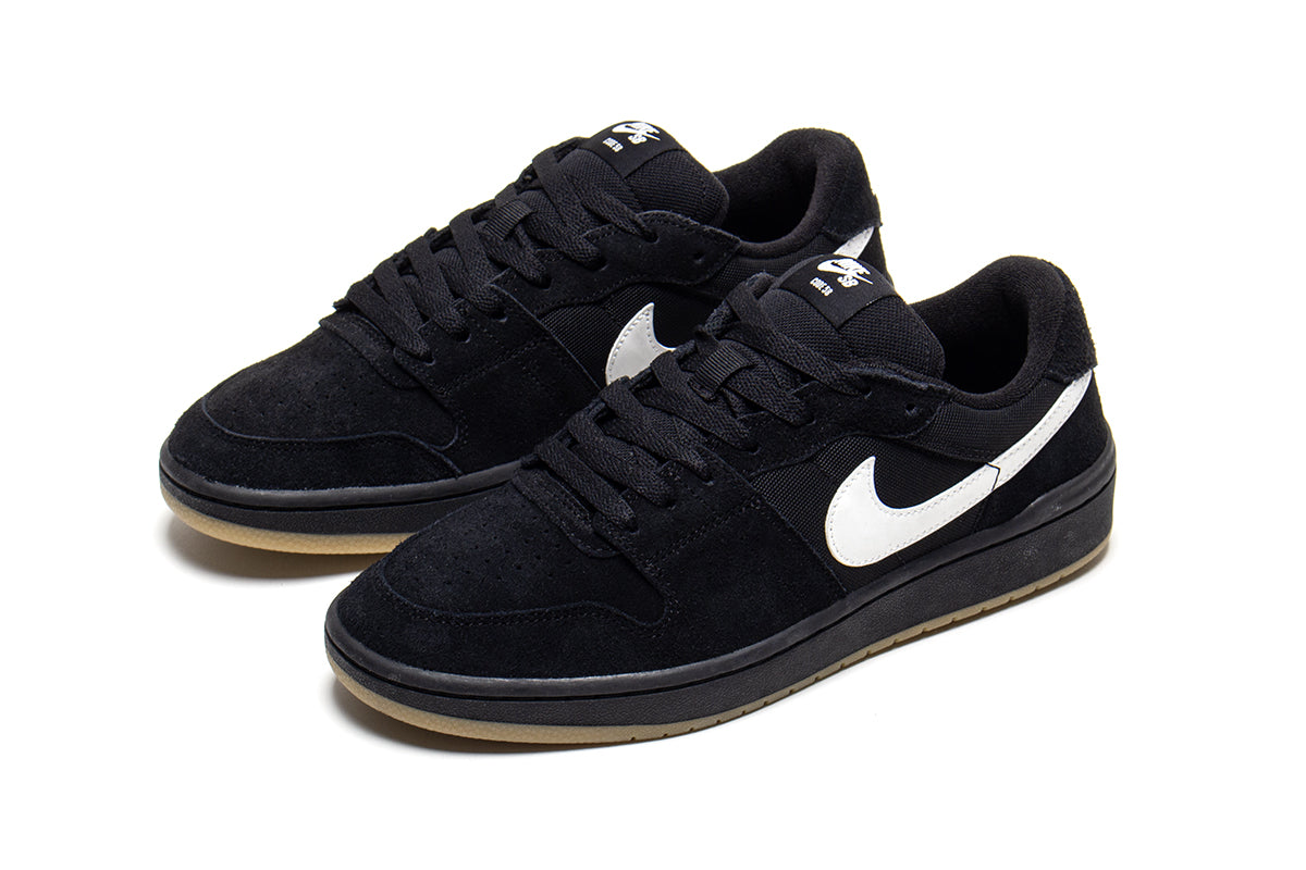 Nike SB - Code 58
Style # IB0108-001
Color : Black / Summit White / Black / Gum Light Brown