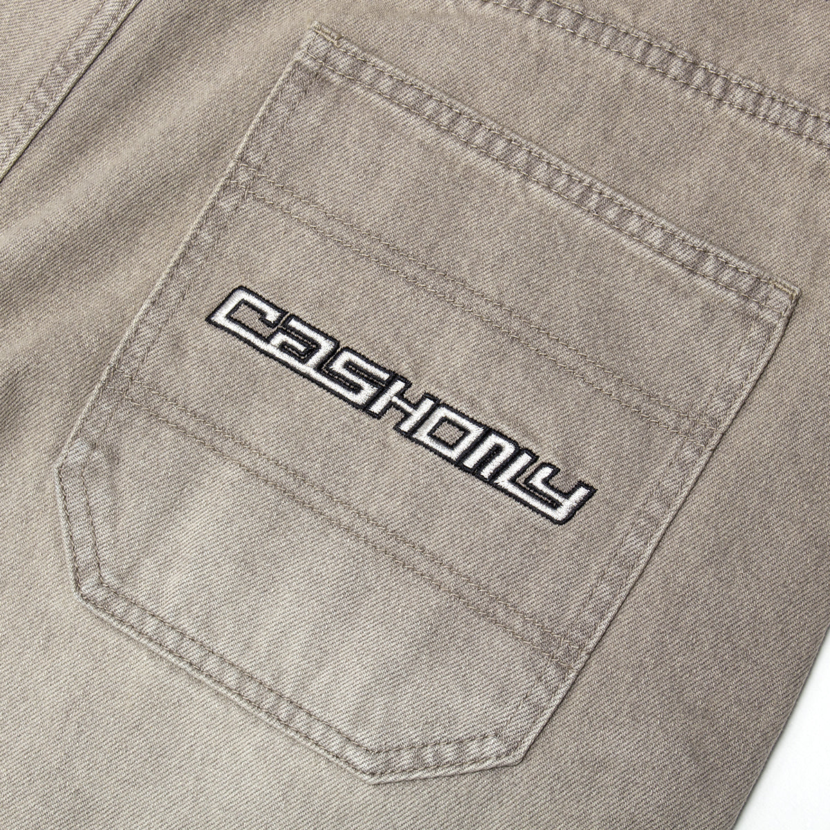 Cash Only - Aleka Denim Jeans
Color : Vintage Grey
