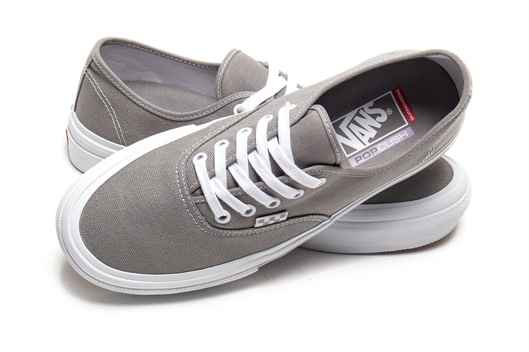 Vans - Skate Authentic
Style # VN0A5FC8KAQ1
Color : Wrapped Dizzle Grey / White