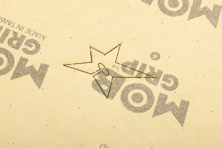 Carpet Company x Mob Grip Tape
Color : Black