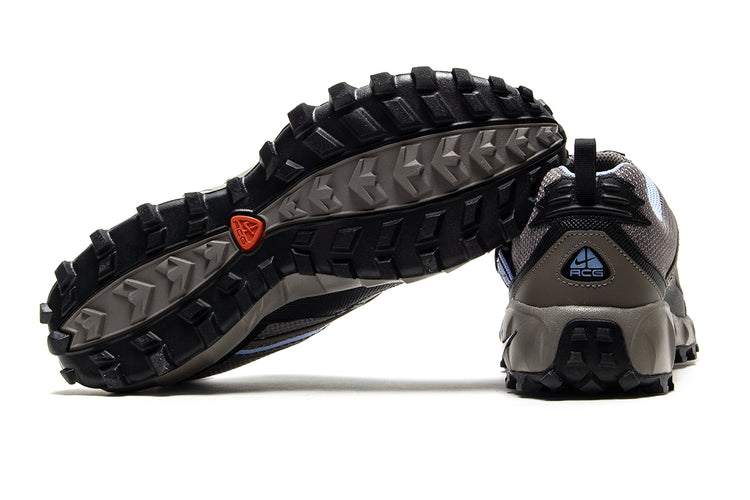 Nike - ACG Phassad
Style # HM7133-200
Color : Cave Stone / Aluminum / Black