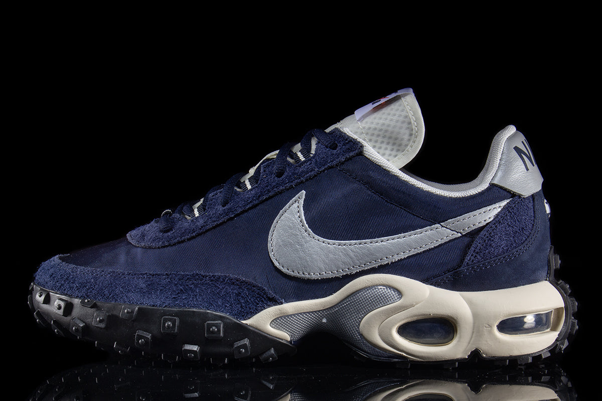 Nike - Air Max Waffle SP 2
Style # IB3656-400
Color : Midnight Navy / Metallic Silver / Black