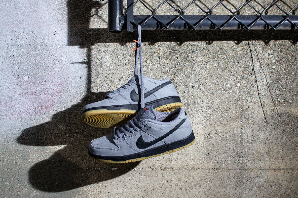 Nike Sb Cool Grey Dunks Men's Shoes Nike SB Zoom Dunk Low Pro Wolf