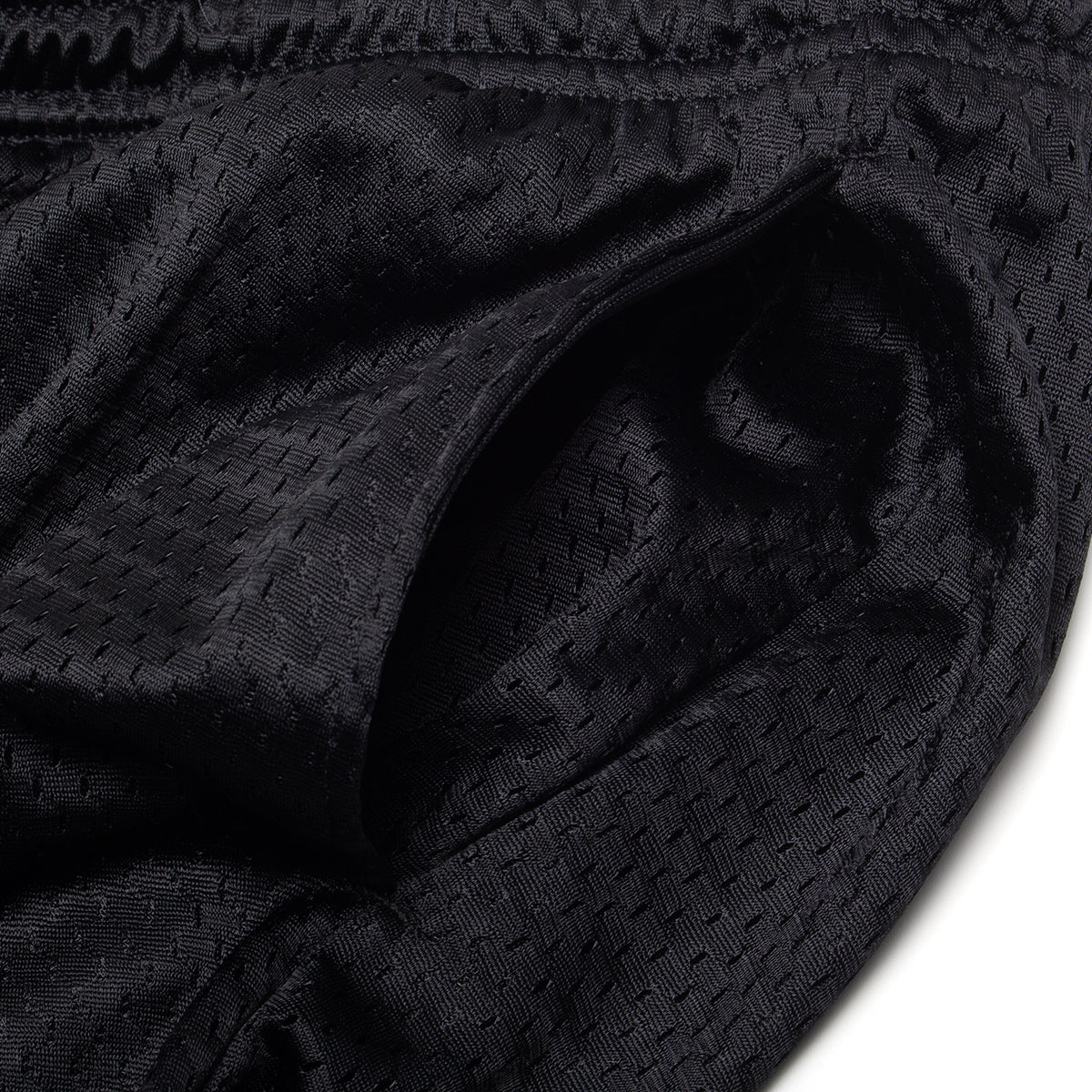 Top Heavy Entertainment - Ballin Shorts
Color : Black