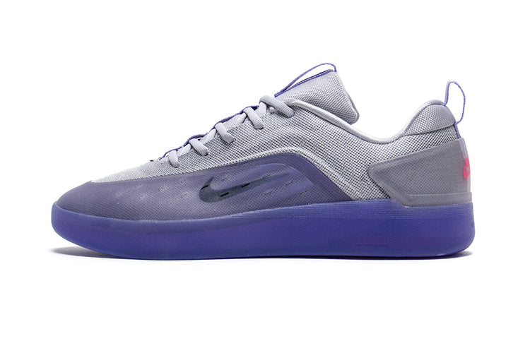 Nike SB - Zoom Nyjah 4
Style # FQ1273-500
Color : Light Thistle / Black