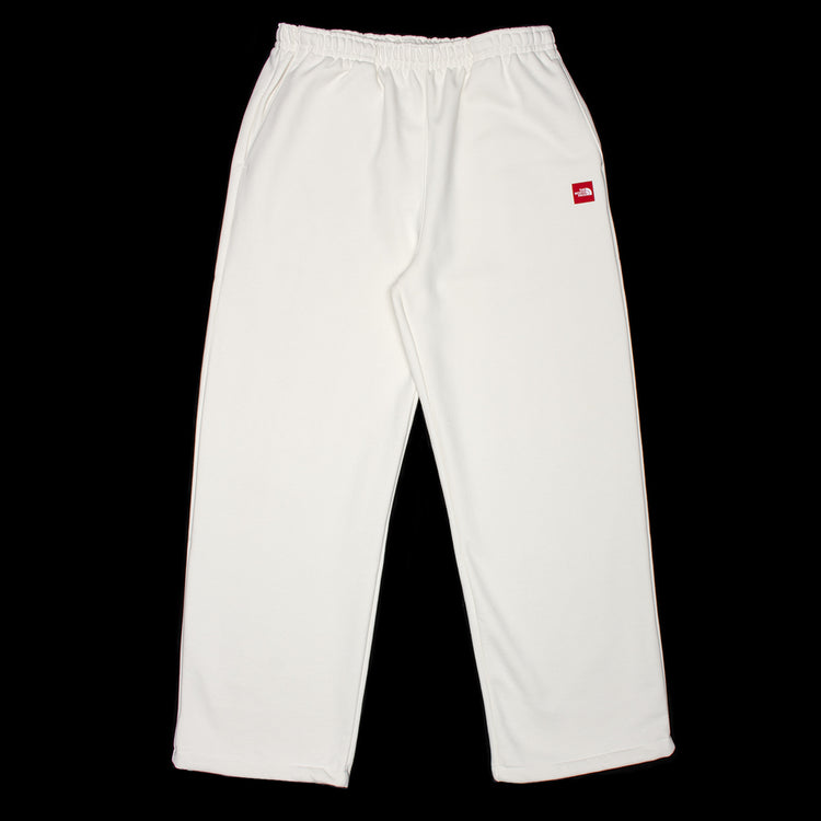 The North Face - Women's Redbox Sweatpants
Style # NF0A8EG2QLI1
Color : White Dune