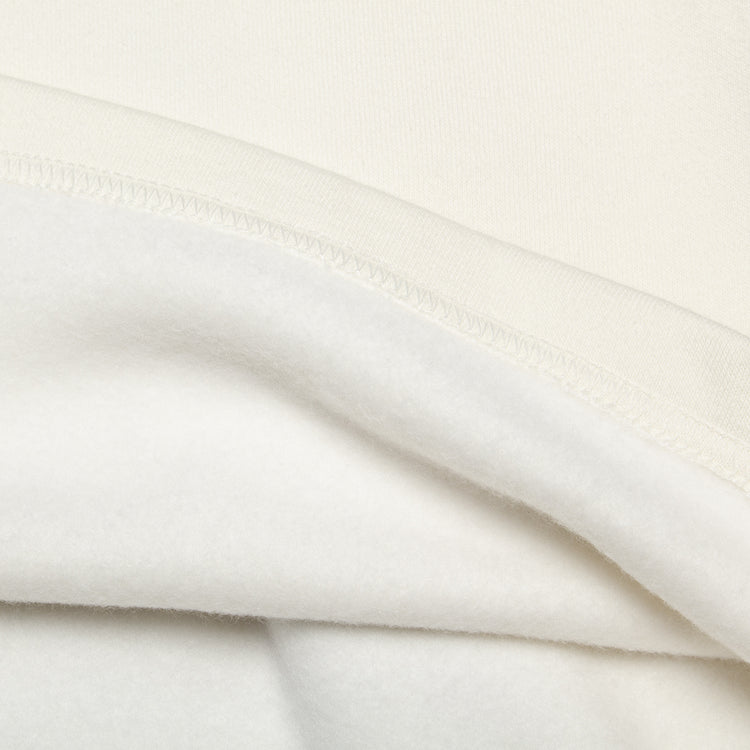 The North Face - Women's Redbox Crewneck
Style # NF0A8EFYQLI1
Color : White Dune