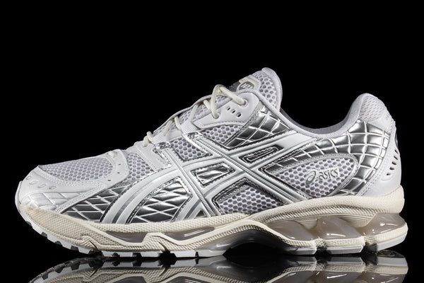 7-7-25.AsicsGelNimbus10-1White