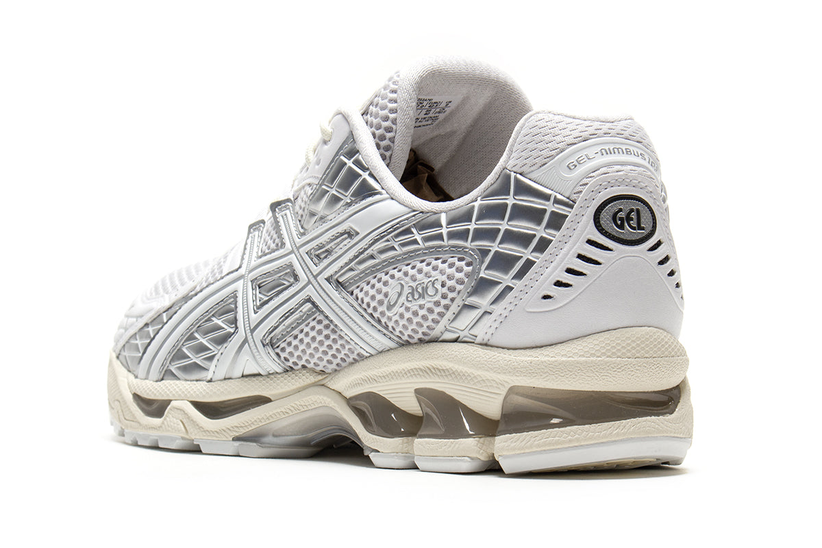 Asics - Gel-Nimbus 10.1
Style # 1203A761.100
Color : White / Pure Silver