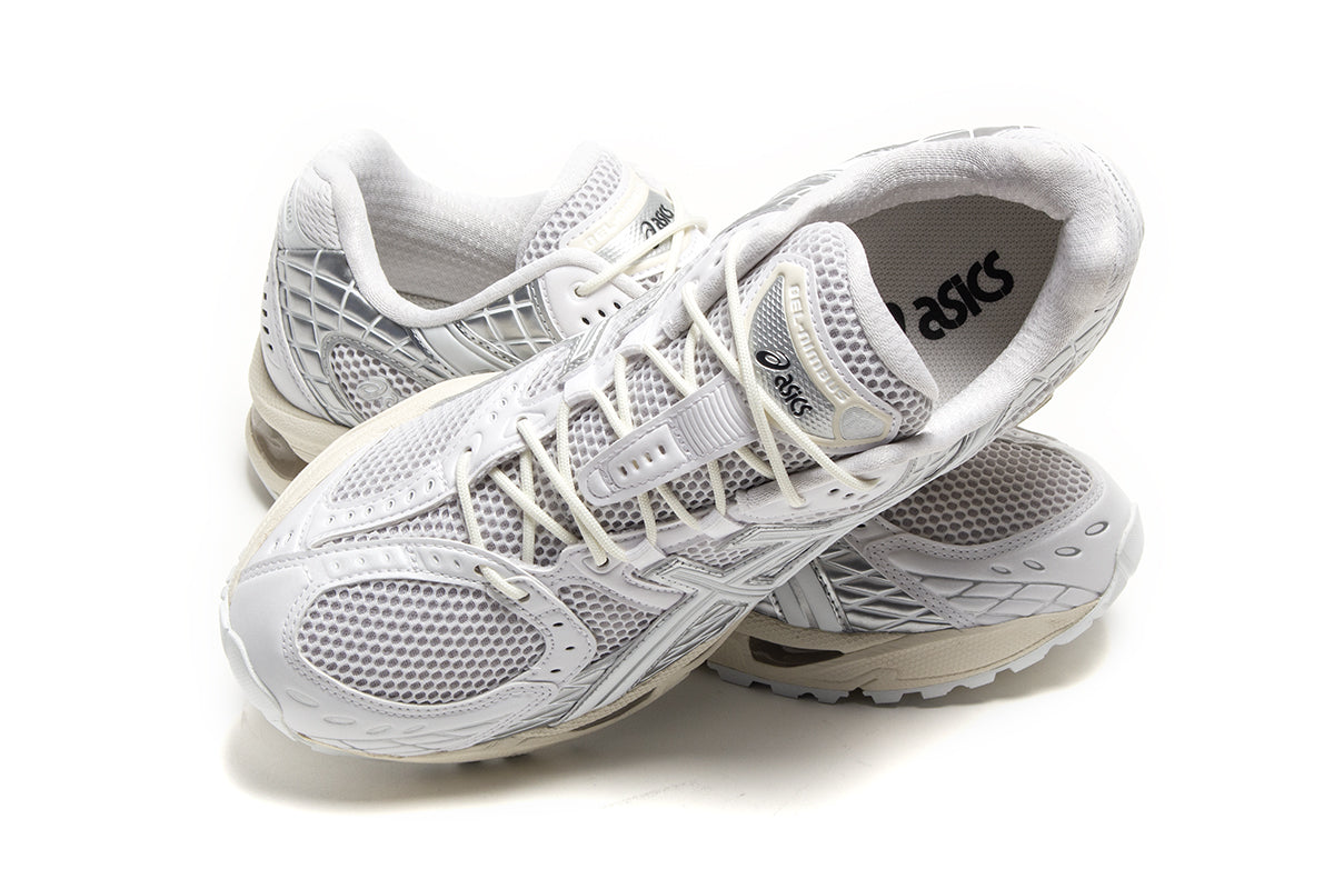 Asics - Gel-Nimbus 10.1
Style # 1203A761.100
Color : White / Pure Silver