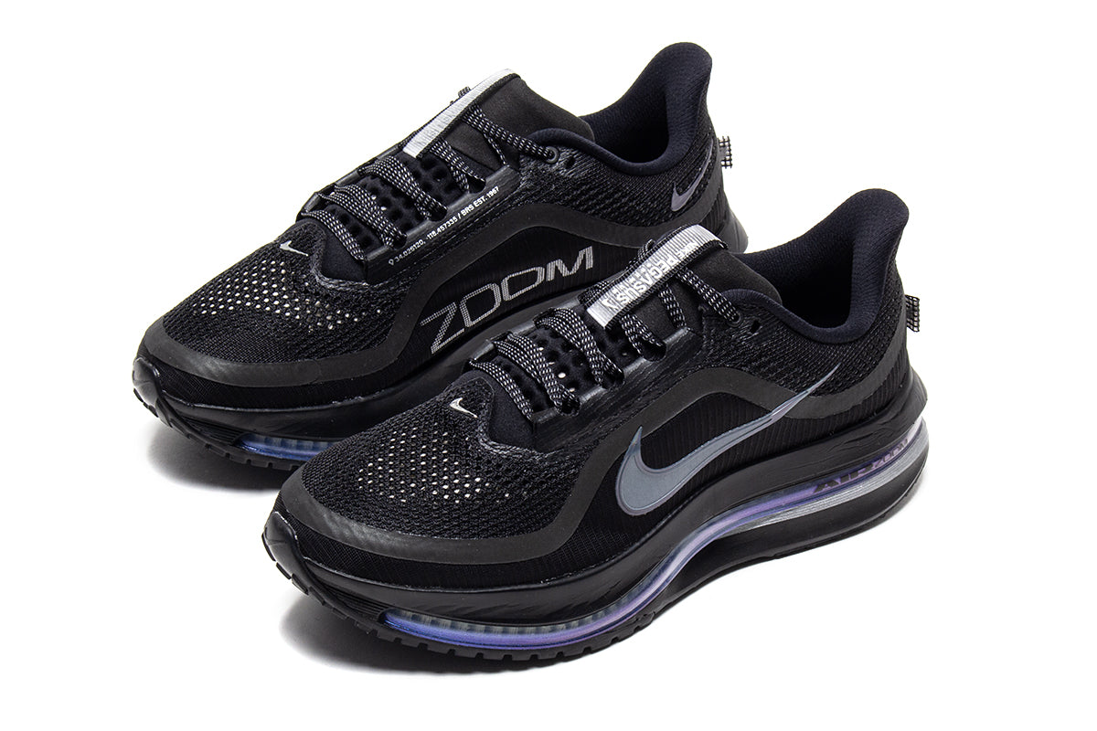 Nike - Pegasus Premium
Style # HQ2592-005
Color : Black / Black / Metallic Silver